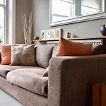 2 Bedroom Flat Near Camden Square